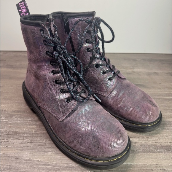 Dr. Martens Delaney 1460 Iridescent Purple Combat Boots size EU37/US6.5-7 - Picture 3 of 12
